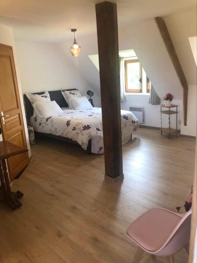 Bed and Breakfast Manoir Melphil Saint-Étienne-la-Thillaye Exterior foto