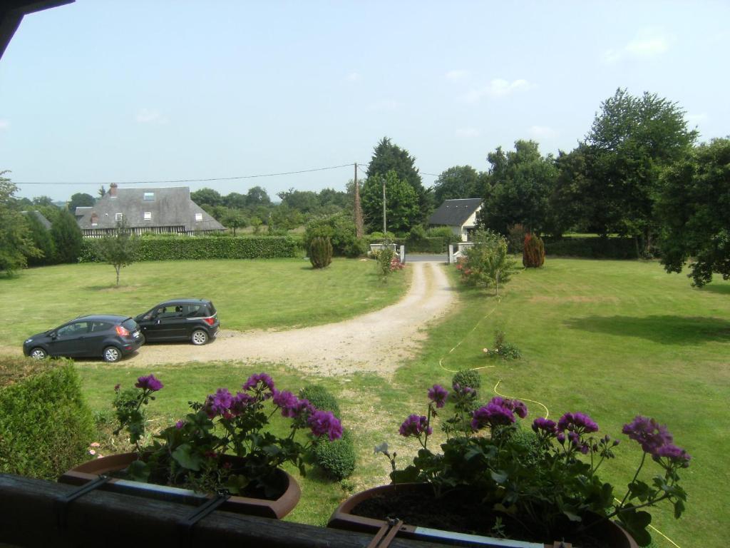Bed and Breakfast Manoir Melphil Saint-Étienne-la-Thillaye Exterior foto